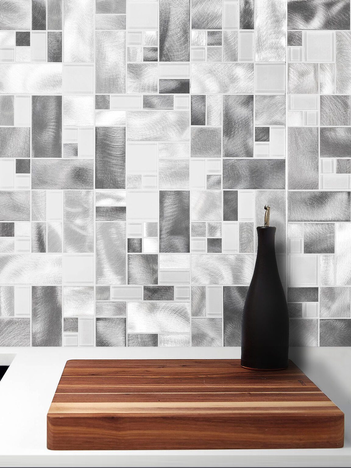 33+ Metal Backsplash Ideas (Modern?) Add a splash of modern styling!