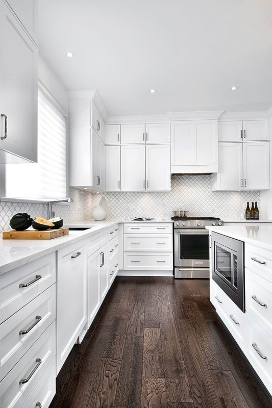 White Glazed Porcelain Arabesque Backsplash Tile | Backsplash.com