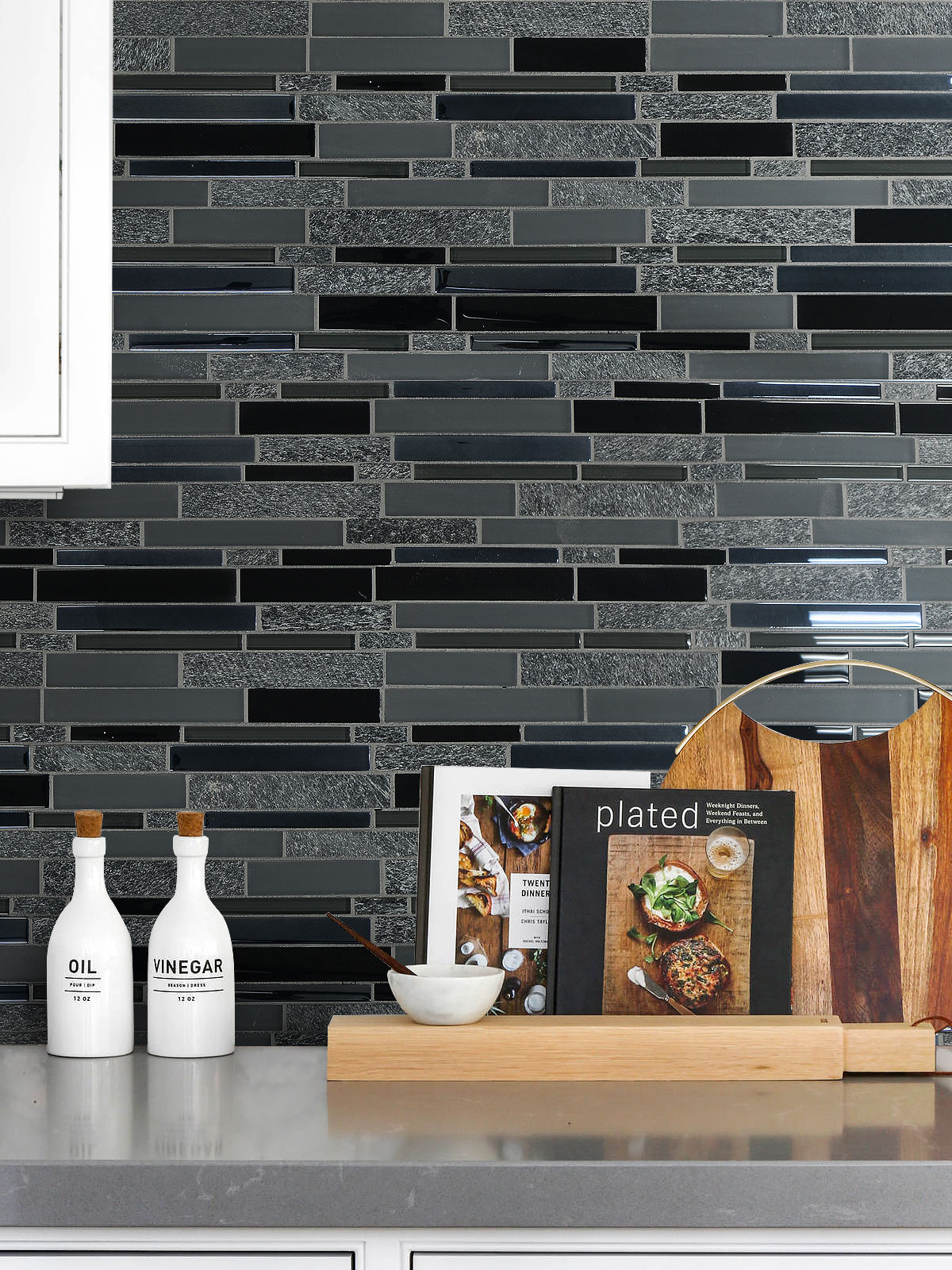 Black & gray interlocking glass stone mosaic tile for kitchen & bathrooms