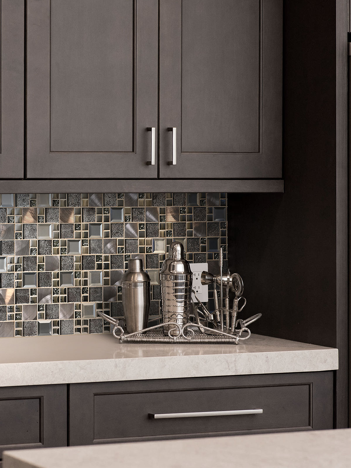brown kitchen cabinets with copper glass backsplash tile BA62010