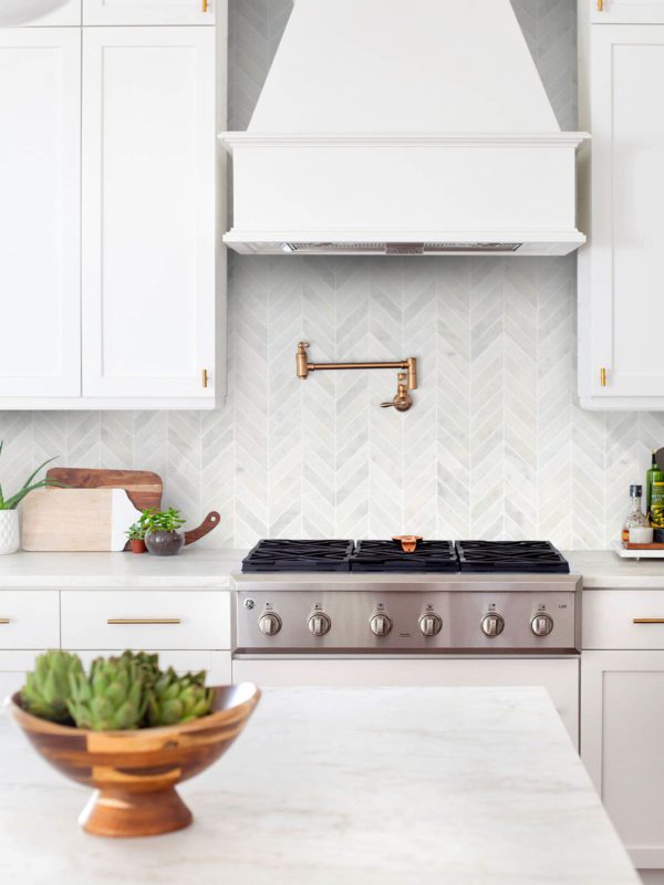 White Kitchen Countertop Marble Chevron Backsplash Tile BA631613