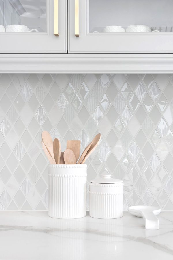 White Backsplash Tile Quartz White Countertop