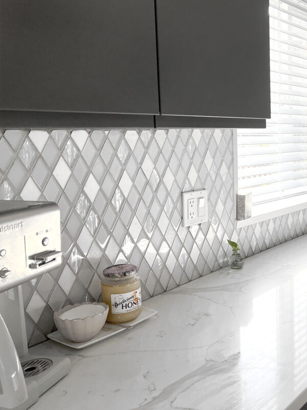 Elegant White Rhomboid Backsplash Tile 