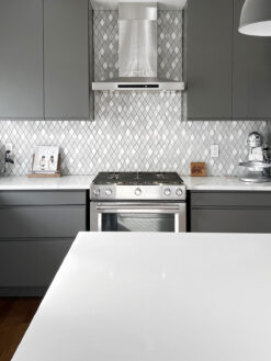 White Quartz island Elegant White Rhomboid Backsplash Tile BA62046