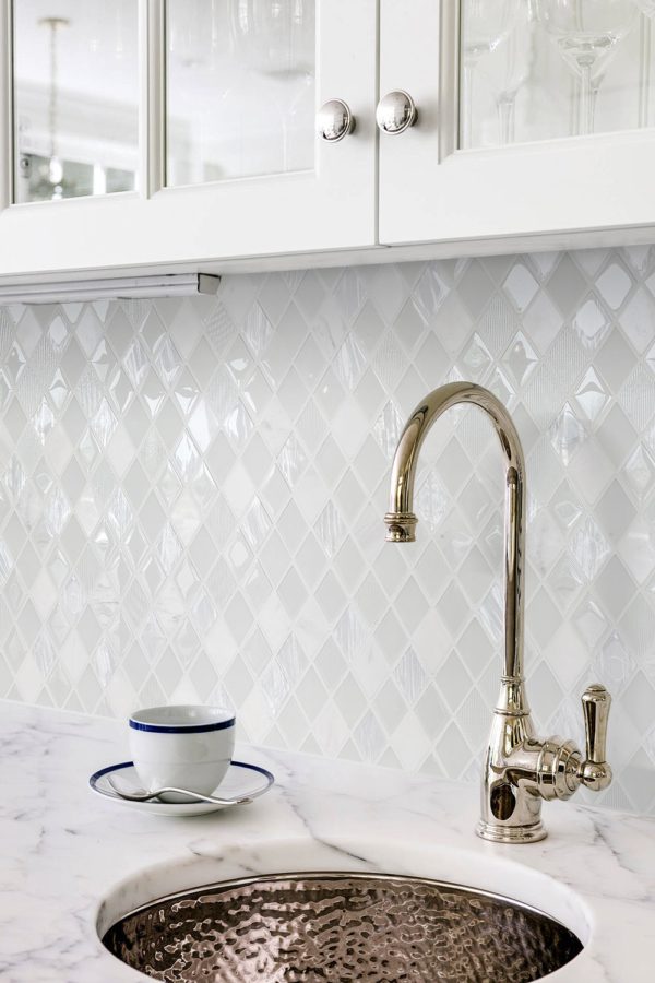 White Unique Glass Marble Kitchen Backsplash Tile Ba62046 4