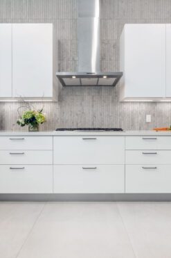 Gray And White Modern Kitchen With Gray Long Bacskplash Tile BA1038
