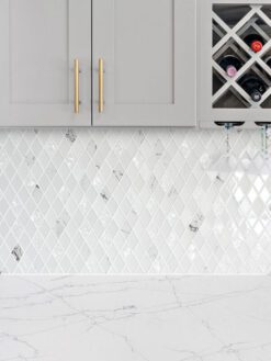 Gray Cabinet uartz Countertop White Glass Backsplash Tile BA5502