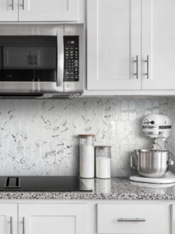 Luna Peral Granite Countertop Cabinet White Glass Picket Mosaic Backsplash Tile BA5504