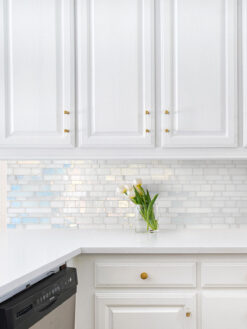 White Cabinet with Pearl Glass Subway Tile BA7016