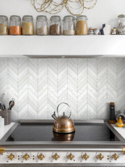 Cooktop with Chevron Pearl Marble Backsplash Tile BA8030